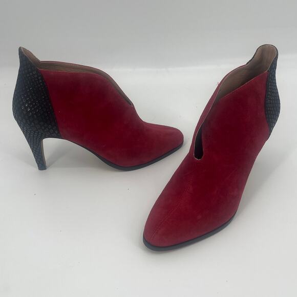 Linea Paolo Suede Booties 7.5M Red Snake Heel Y2K Party Pointed Toe Chic Ankle - Picture 3 of 9